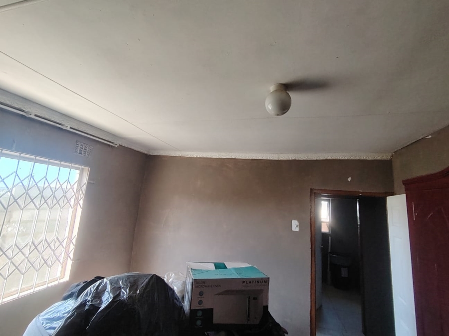 4 Bedroom Property for Sale in Mbekweni Eastern Cape